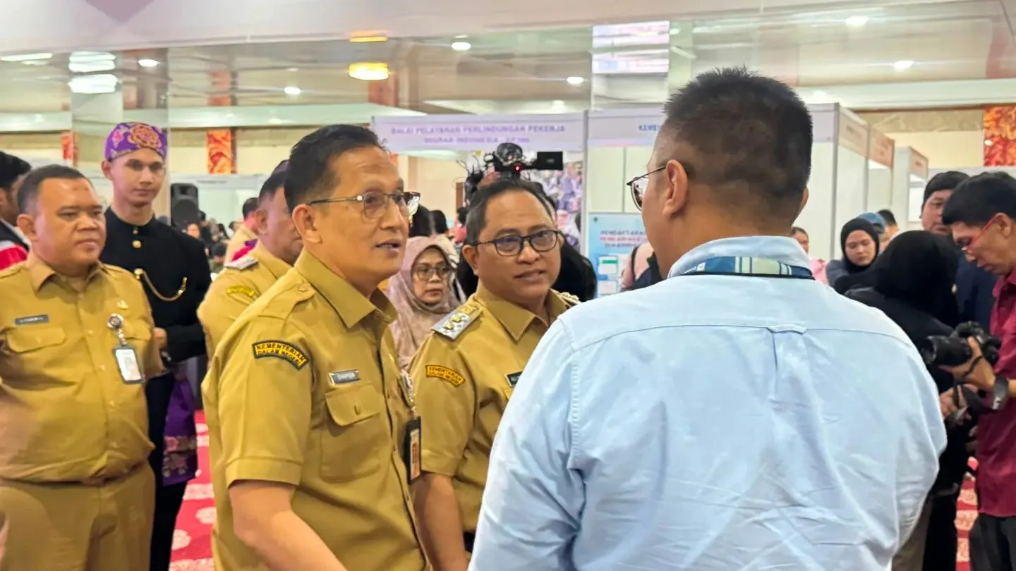 Pelayanan dan kegiatan ketenagakerjaan Disnaker Kabupaten Flores Timur